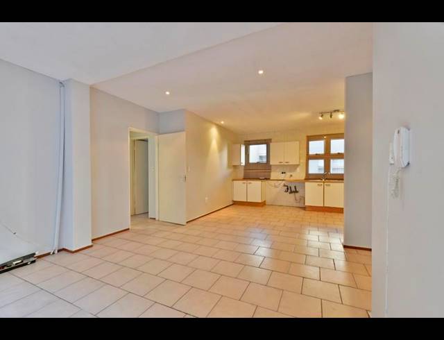 2 BEDROOM APARTMENT FOR SALE IN GLENANDA